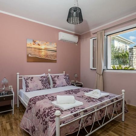 Razáta Sofia'S Apartments מראה חיצוני תמונה