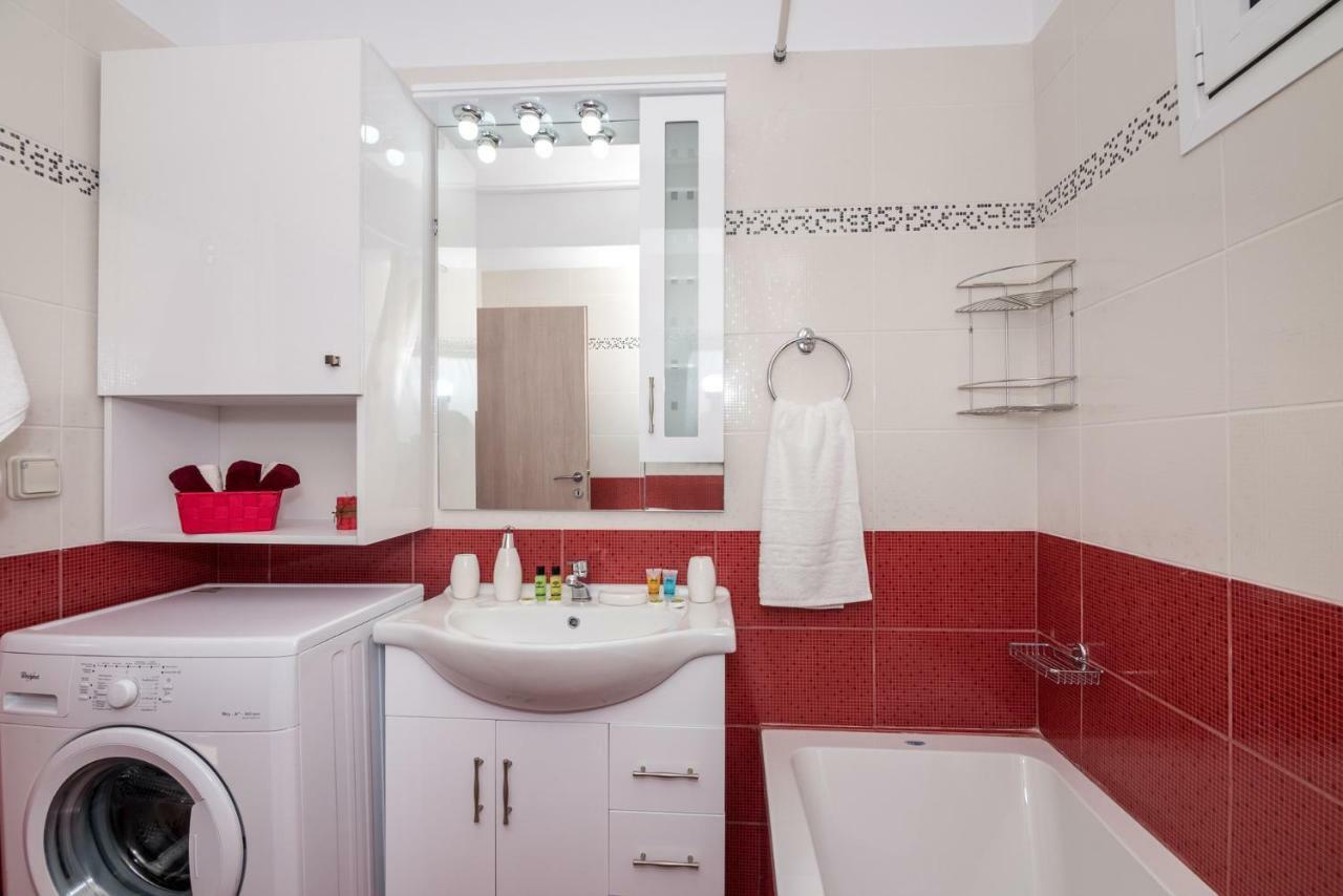 Razáta Sofia'S Apartments מראה חיצוני תמונה
