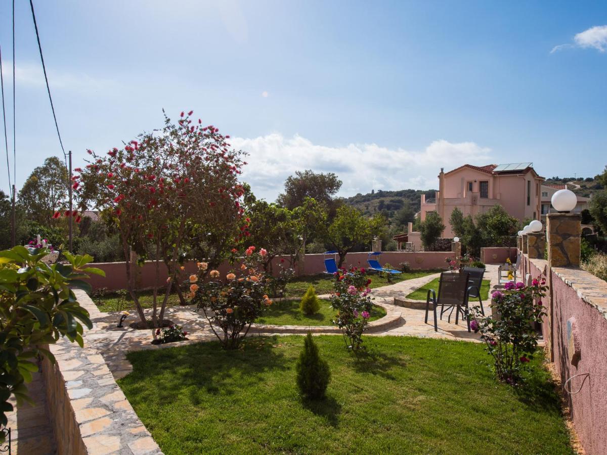 Razáta Sofia'S Apartments מראה חיצוני תמונה