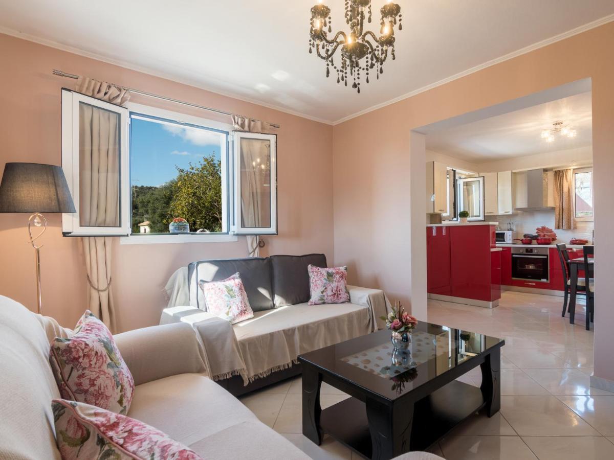 Razáta Sofia'S Apartments מראה חיצוני תמונה